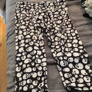 Skeleton head yoga pants